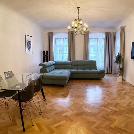 Hirscher Apartment