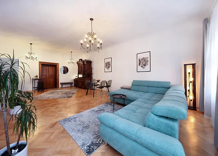 Hirscher Apartment *